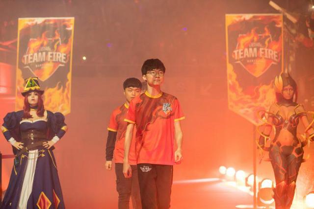 艰难度过了 艰难度过了